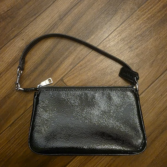 Coach Outlet Nolita 19 black patent leather PREOWN - Picture 2 of 9